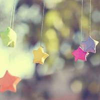 五颜六色好看带有星星的头像