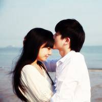 情侣牵手头像 我俩手牵手爱情常相守