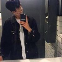 男生拿手机头像图片大全