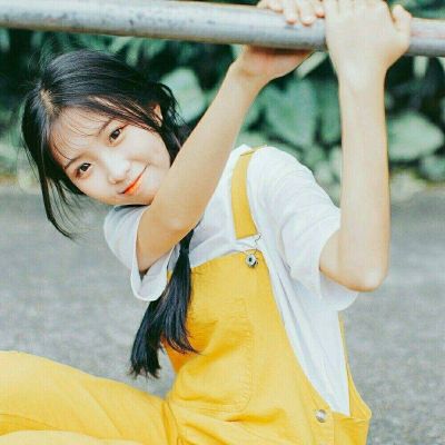 微信头像女生简单干净_高清好看的小清新女生大图