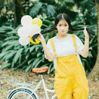 微信头像女生简单干净_高清好看的小清新女生大图