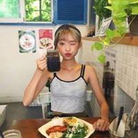 萌萌的吃货女生头像 萌萌的吃货女生很可爱