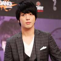 微信头像韩国帅哥