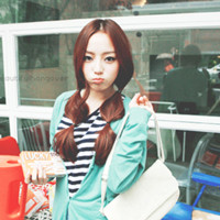 温柔女孩头像_精致温柔迷人潮流感十足的女生