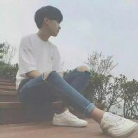 男生长腿头像 帅气男生有着大长腿