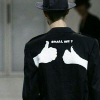 很时尚很潮流的微信个性男生背影头像图片