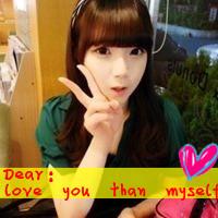 女生微笑带字头像 半萌半懂半成熟