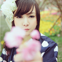 温柔女孩头像_精致温柔迷人潮流感十足的女生