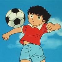 关于踢足球的卡通头像图片