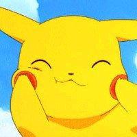 身穿黄色虎纹的电气老鼠皮卡丘