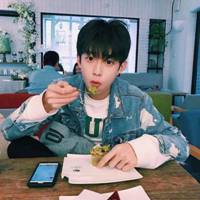 男生心情失落的头像