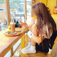 闺蜜单人头像两张 闺蜜比天还蓝比海还深