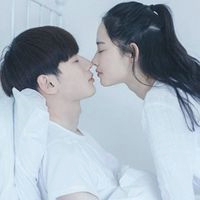 清纯简约的白色系小清新情侣头像