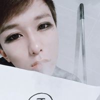 好看微信头像非主流可爱男生图片头像