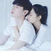 清纯简约的白色系小清新情侣头像