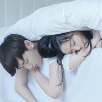 清纯简约的白色系小清新情侣头像