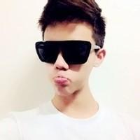 冷酷帅气男孩头像