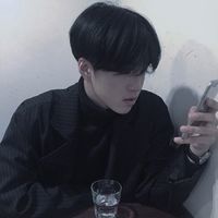 真人头像男帅气 好看头像图片真人男生帅气