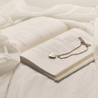 唯美书本头像图片 好看有书的微信头像