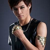 花臂男纹身头像