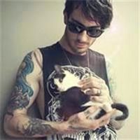 花臂男纹身头像