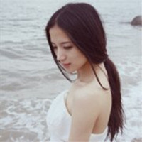 唯美侧脸海边女生头像,海风轻轻的拂过她的发丝