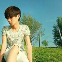 微信头像唯美小清新男生