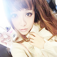 微信头像女生可爱卷发 时尚卷发娇俏可爱有魅力