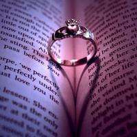 唯美书本头像图片 好看有书的微信头像