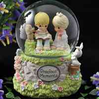 创意的水晶球音乐盒头像图片