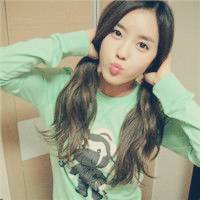 女生头像嘟嘴可爱超萌_嘟囔着嘴卖萌撒娇