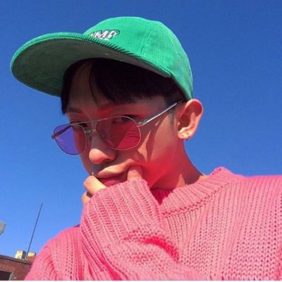 男生帅气照片头像_莫名的帅气