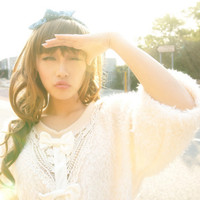 微信头像女生可爱卷发 时尚卷发娇俏可爱有魅力