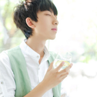 微信头像唯美小清新男生