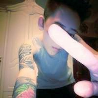 花臂男纹身头像