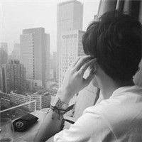 伤感黑白男头像 昨日傷已逝