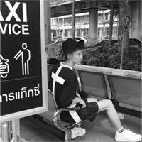 伤感黑白男头像 昨日傷已逝