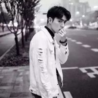 黑白帅哥图片头像 我爸他的儿子最帅