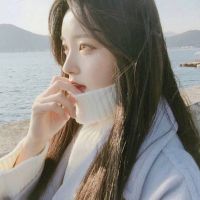 披发的少女头像 长发披肩的柔情少女