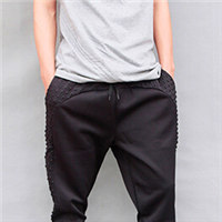 下半身男生手插口袋的微信头像