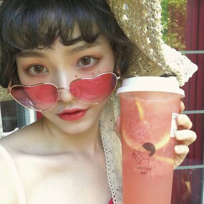 美女高清头像生活照_好看高质量气质美女生活照自裁