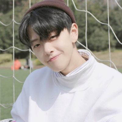 男生头像清新阳光少年