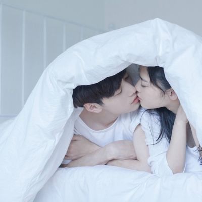 亲密情侣头像一对两张 亲密爱人