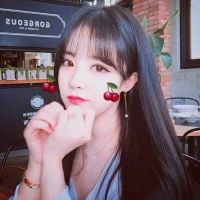 可爱搞怪女生头像 萌妹子搞怪模样真可爱