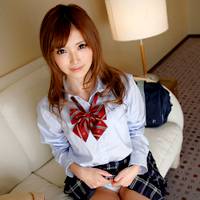 微信头像女生可爱穿校服_女生穿校服清纯模样