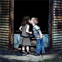 温馨又浪漫的小孩子情侣