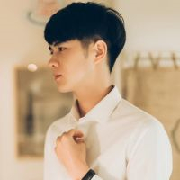 帅气男生头像侧脸_轻熟男生完美侧脸俊朗帅气