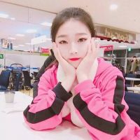 可爱搞怪女生头像 萌妹子搞怪模样真可爱