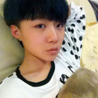 年轻男子的头像_好看帅气的年轻帅哥头像图片