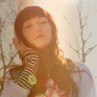 戴耳机女生头像 好看的女生戴耳机图片头像